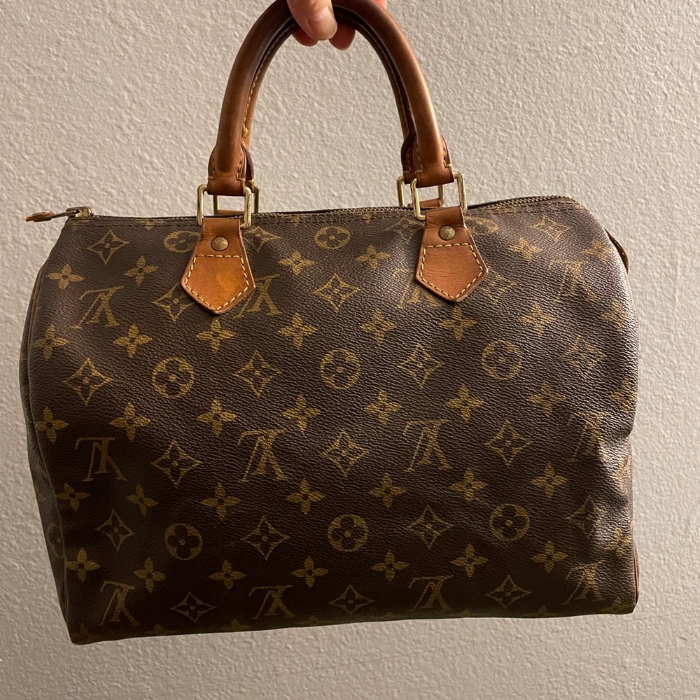 [SOLD] Vintage Louis Vuitton Monogram Speedy 30